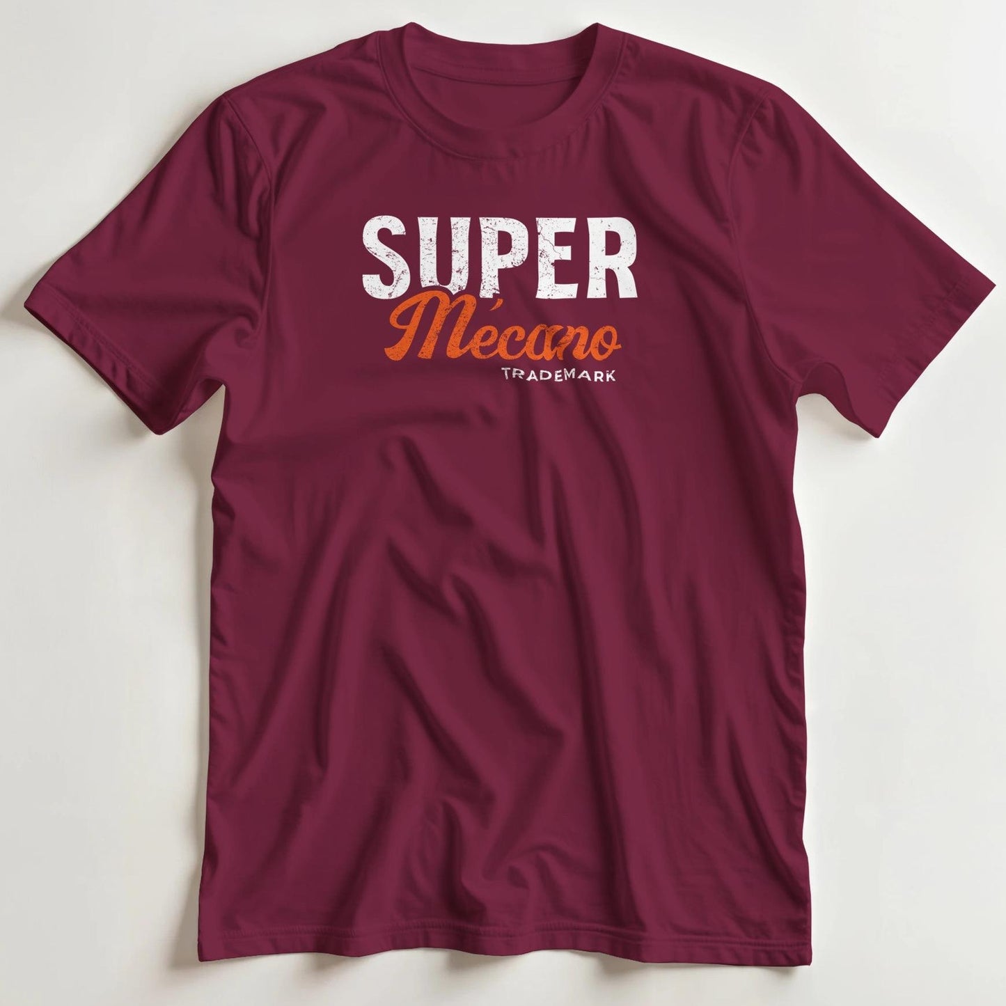 T-shirt en coupe unisexe et 100% coton en Bordeaux M imprimé avec un design Super Mécano T-Shirt .