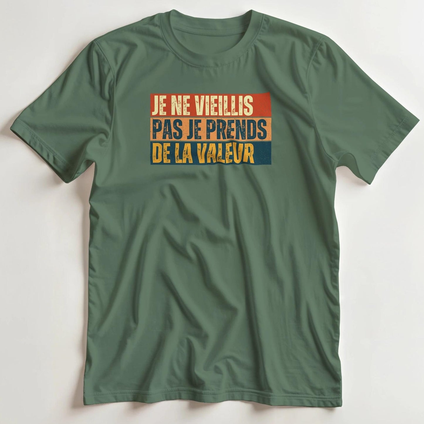 T-shirt en coupe unisexe et 100% coton en Vert militaire 3XL imprimé avec un design Je Ne Vieillis Pas Valeur Vintage T-Shirt .