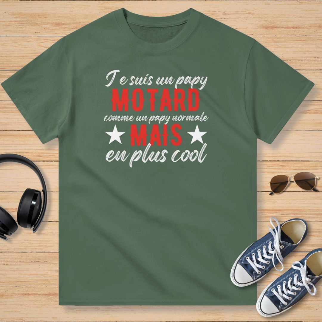 Un Papy Motard En Plus Cool T-Shirt