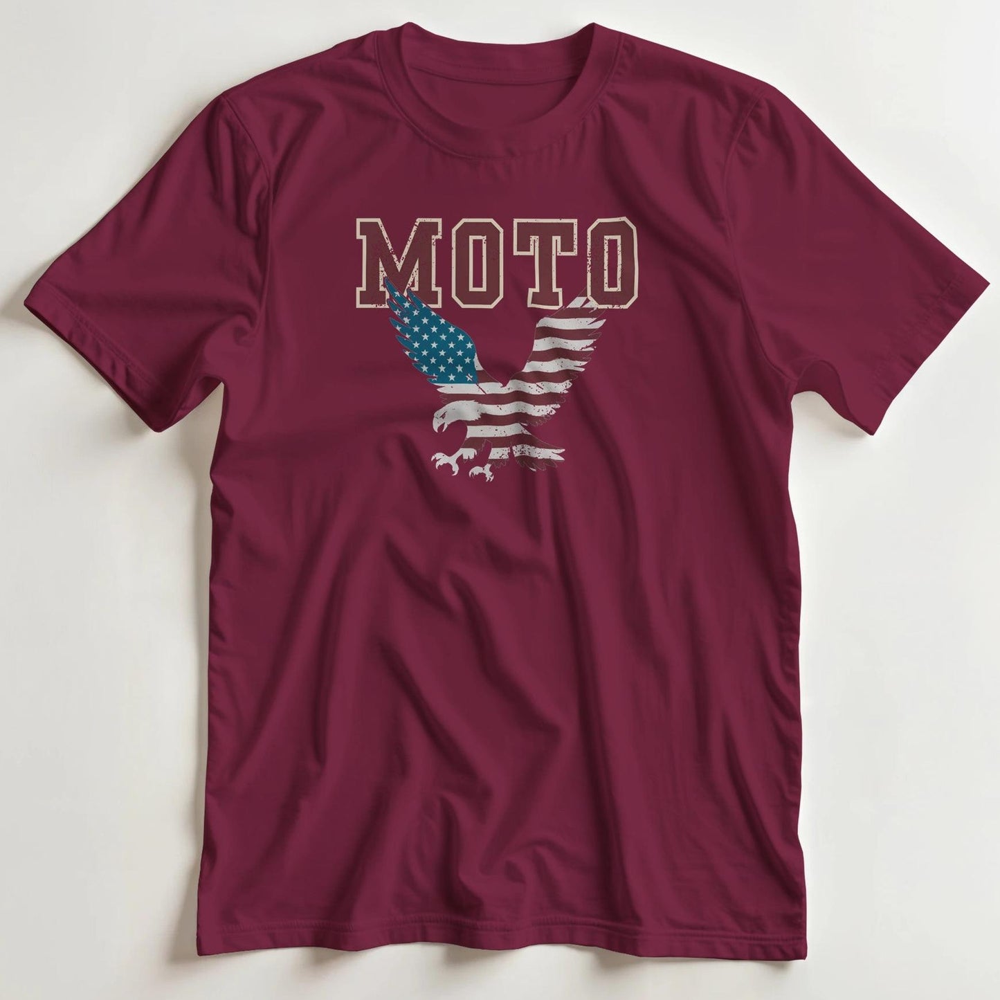 T-shirt en coupe unisexe et 100% coton en Bordeaux imprimé avec un design Moto USA Eagle T-Shirt .