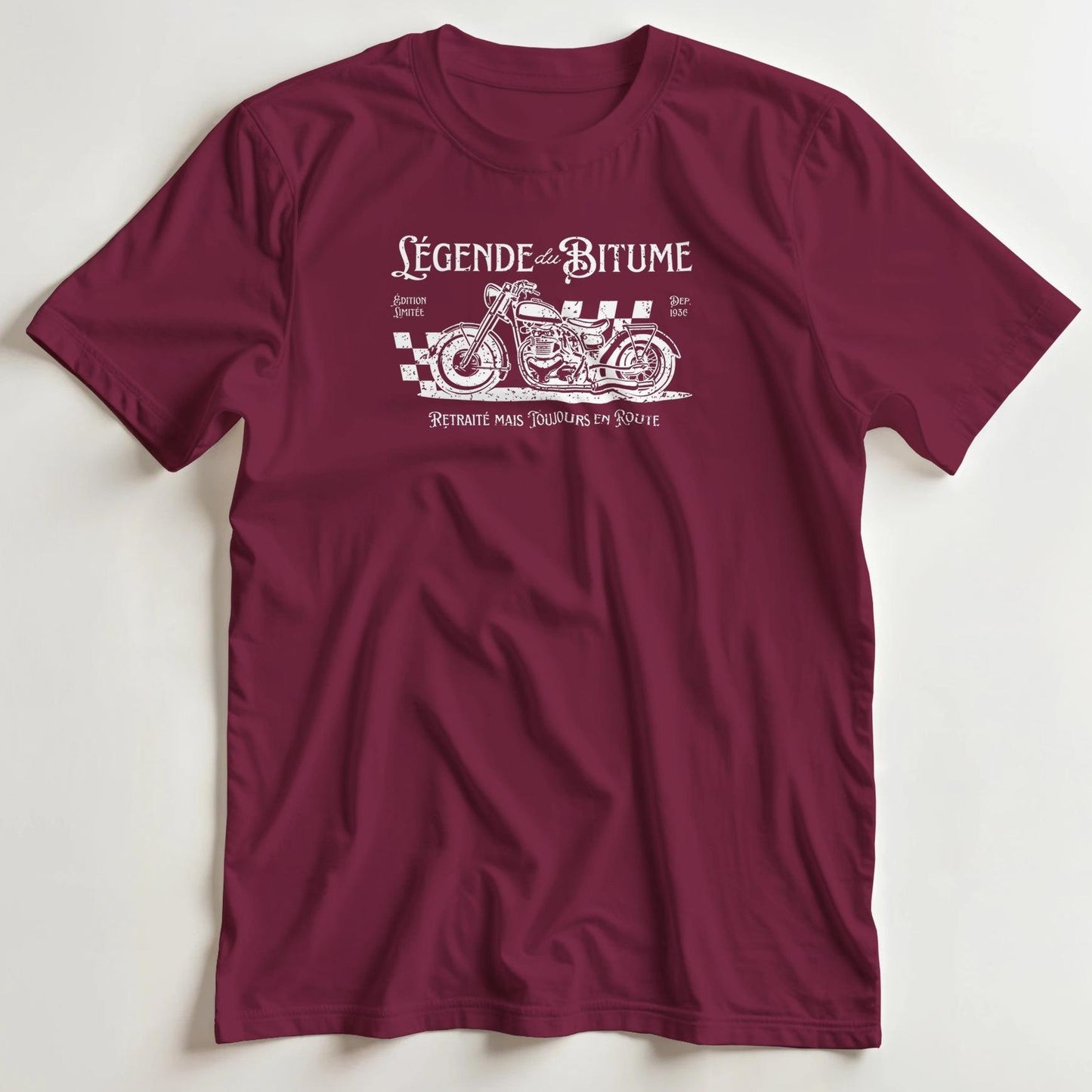 T-shirt en coupe unisexe et 100% coton en Bordeaux L imprimé avec un design Bitume T-Shirt .