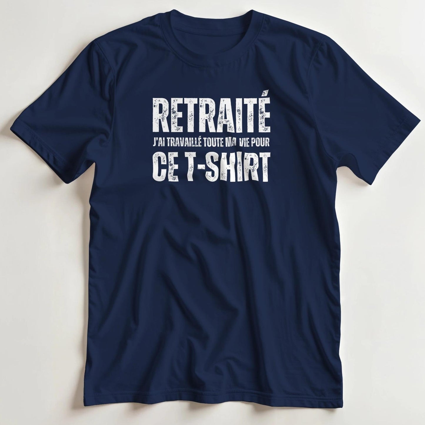 T-shirt en coupe unisexe et 100% coton en Marine 3XL imprimé avec un design Toute Ma Vie T-Shirt .
