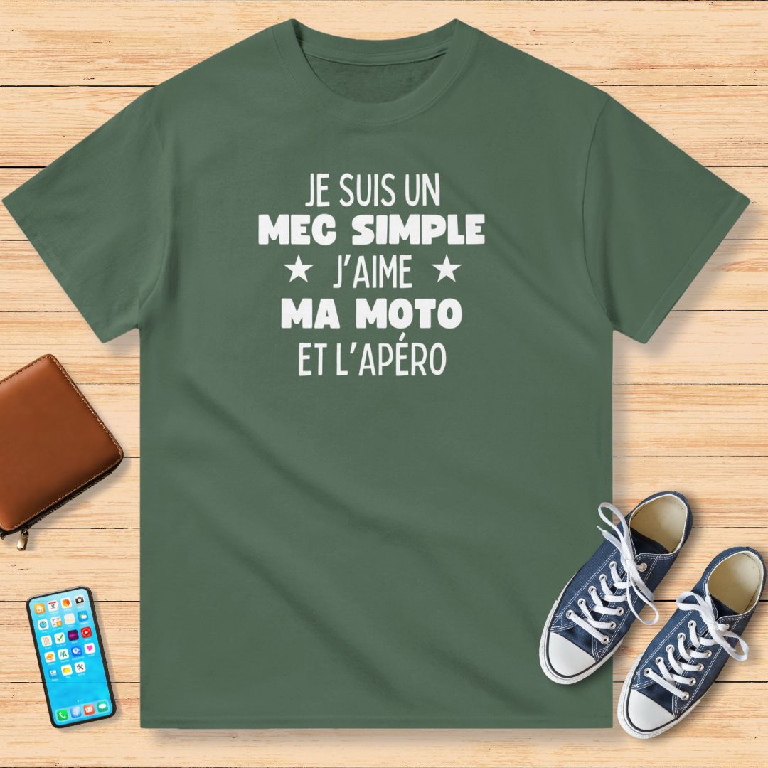 Je Suis Un Mec Simple Moto Apéro T-Shirt