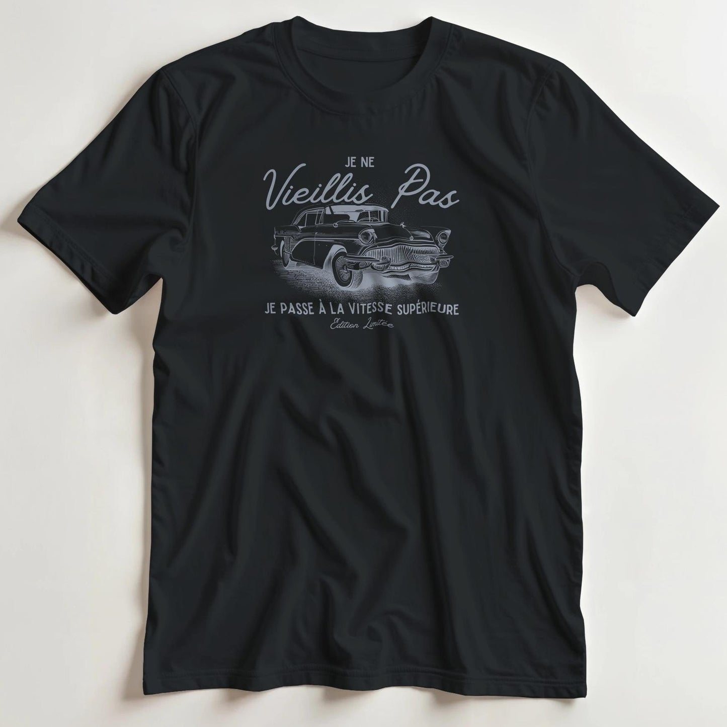 T-shirt en coupe unisexe et 100% coton en Noir S imprimé avec un design Vieillis Pas C T-Shirt .