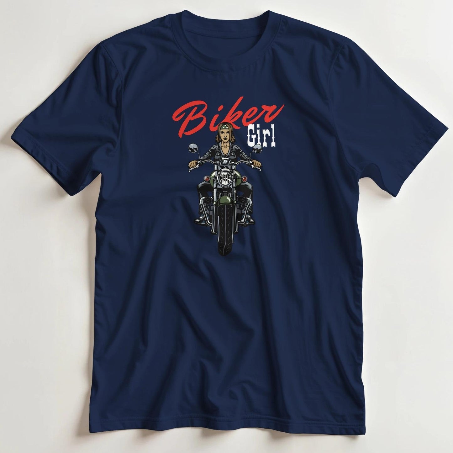 T-shirt en coupe unisexe et 100% coton en Marine L imprimé avec un design Biker Girl T-Shirt .