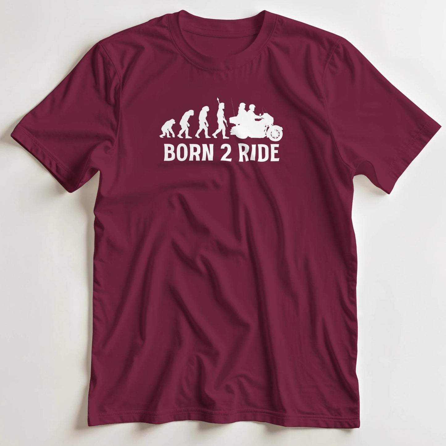 T-shirt en coupe unisexe et 100% coton en Bordeaux L imprimé avec un design Born 2 Ride T-Shirt .