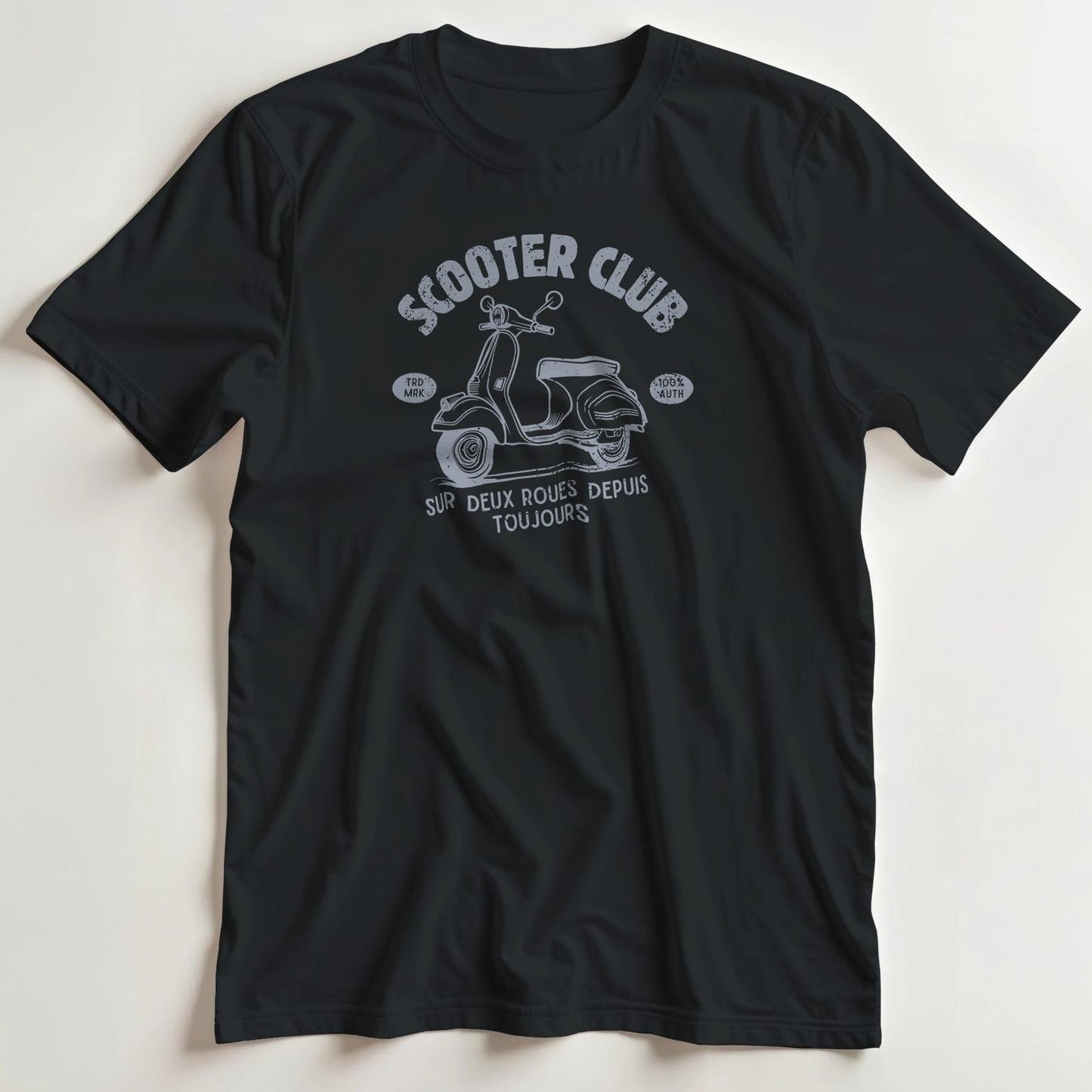 T-shirt en coupe unisexe et 100% coton en Noir 3XL imprimé avec un design Scooter Club T-Shirt .
