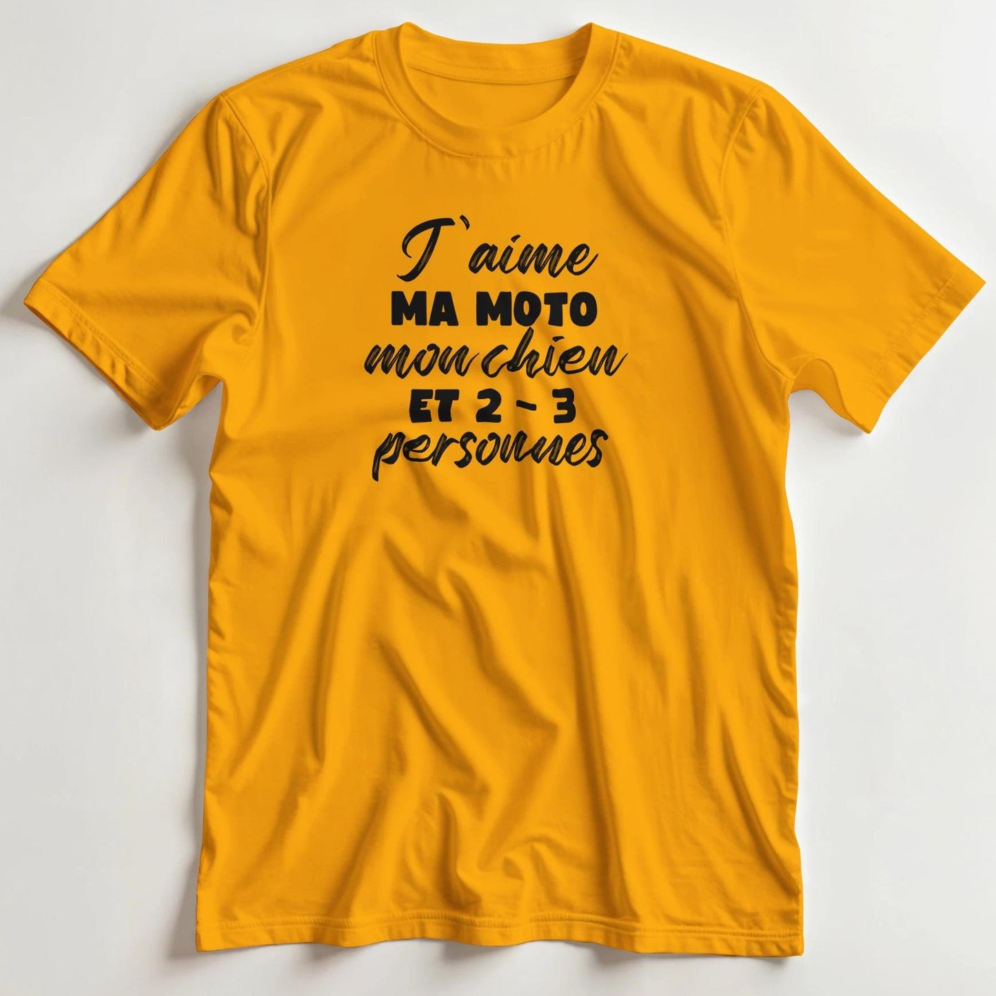 T-shirt en coupe unisexe et 100% coton en Gold 2XL imprimé avec un design Ma Moto Mon Chien T-Shirt .