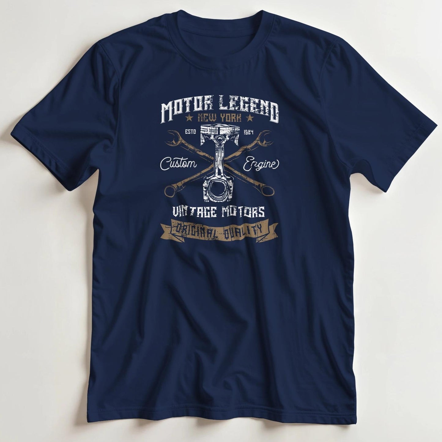 T-shirt en coupe unisexe et 100% coton en Marine S imprimé avec un design Motor Legend T-Shirt .