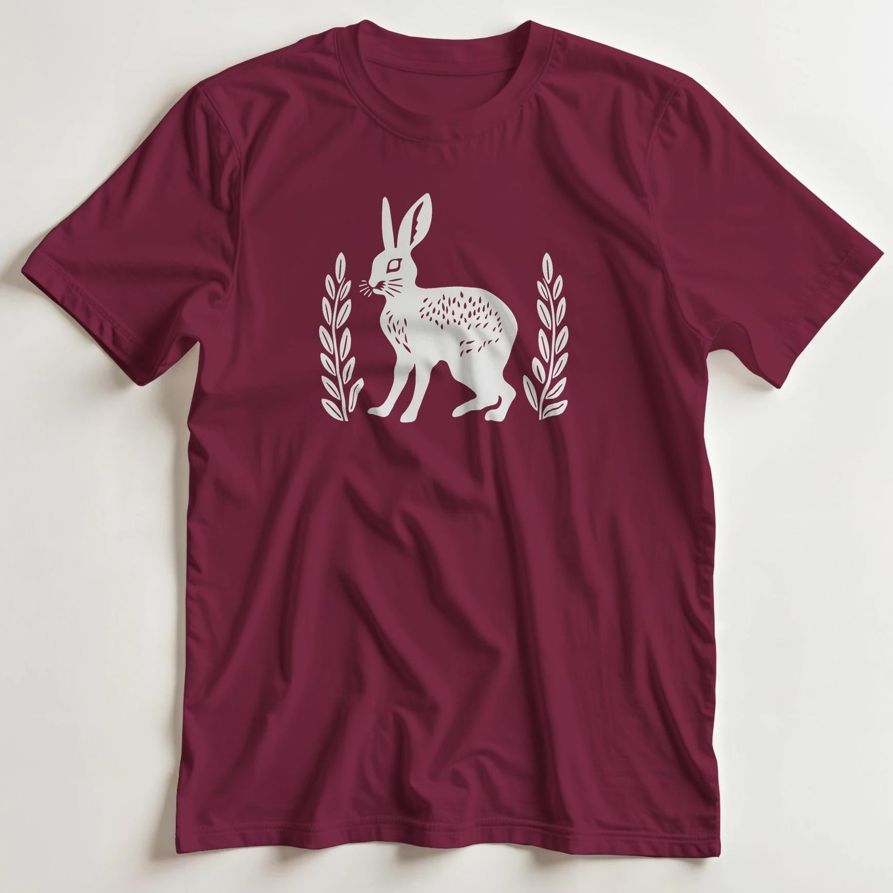 T-shirt en coupe unisexe et 100% coton en Bordeaux imprimé avec un design Lièvre T-Shirt .