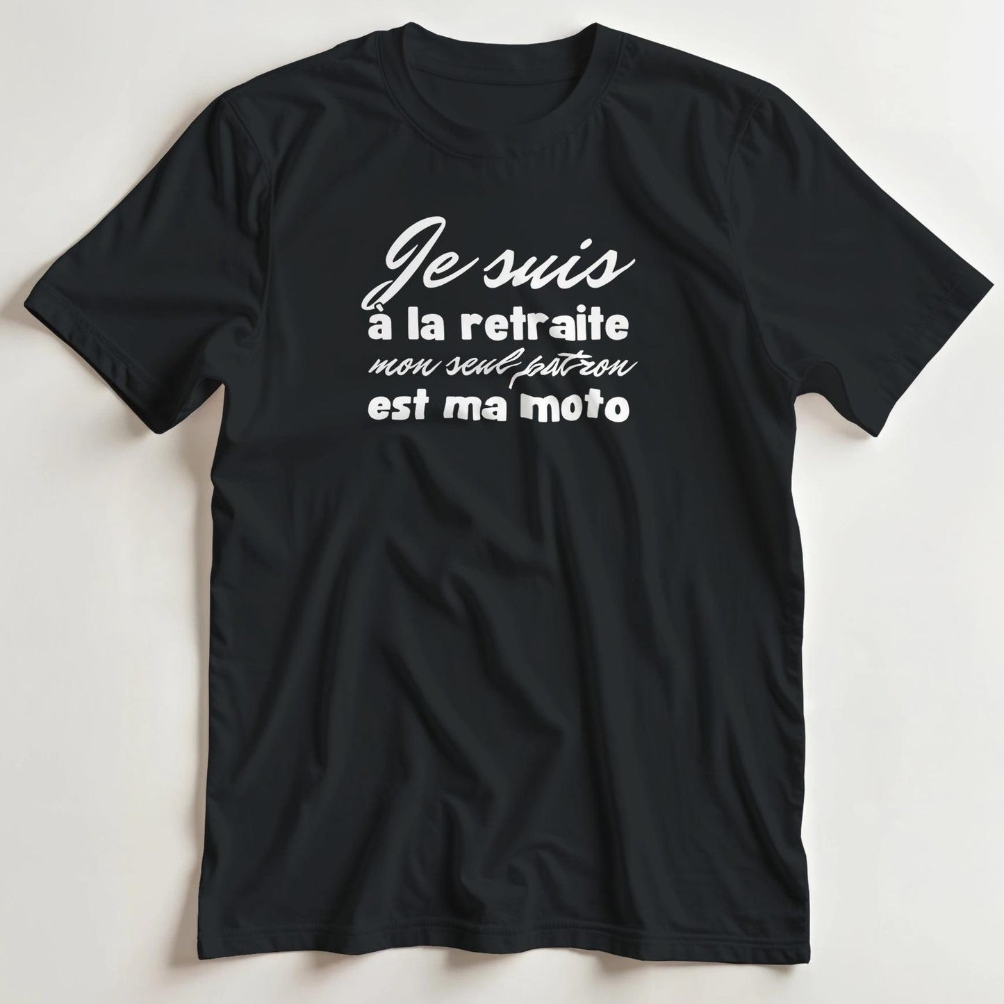 T-shirt en coupe unisexe et 100% coton en Noir M imprimé avec un design À La Retraite T-Shirt .