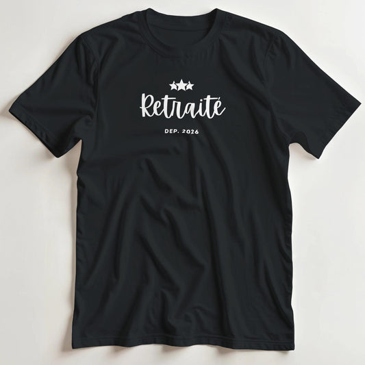 T-shirt en coupe unisexe et 100% coton en Noir S imprimé avec un design Retraité 2026 T-Shirt .