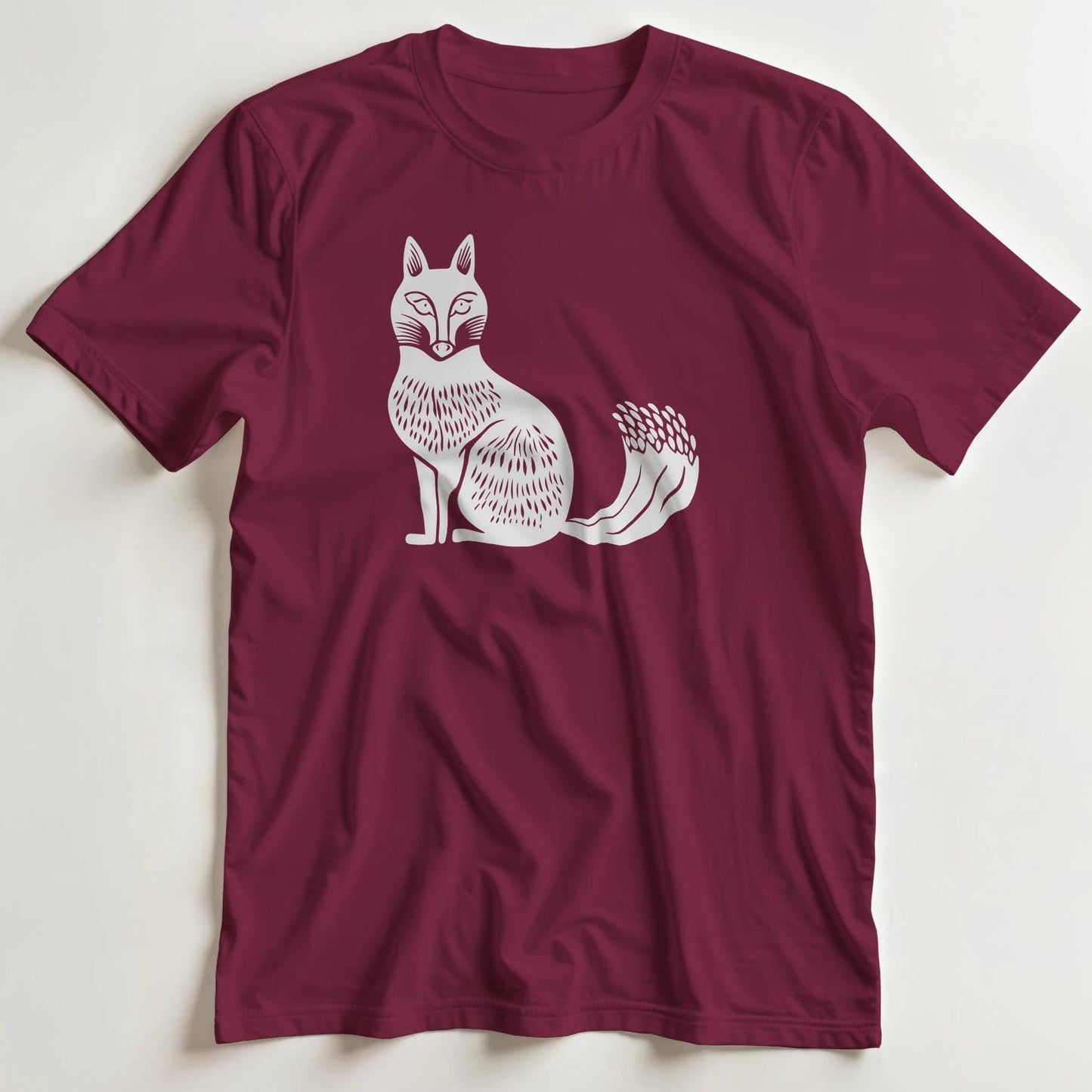 T-shirt en coupe unisexe et 100% coton en Bordeaux imprimé avec un design Renard T-Shirt .
