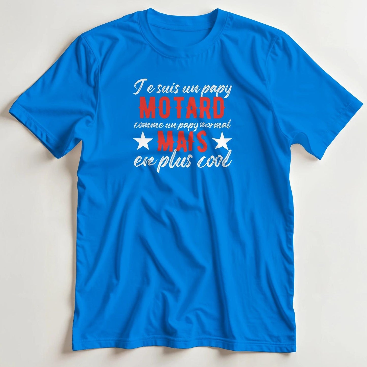 T-shirt en coupe unisexe et 100% coton en Royal XL imprimé avec un design Papy Motard Cool T-Shirt .